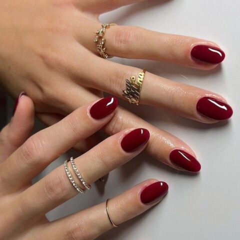 Royal Cherry – Classic Red Press-On Nail Set